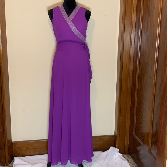 NWT Belle by Badgley Mischka purple formal gown, 6 - Picture 5 of 7